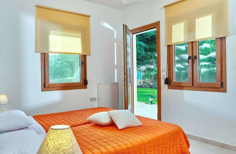 Karteros Hotel Ngoại thất bức ảnh