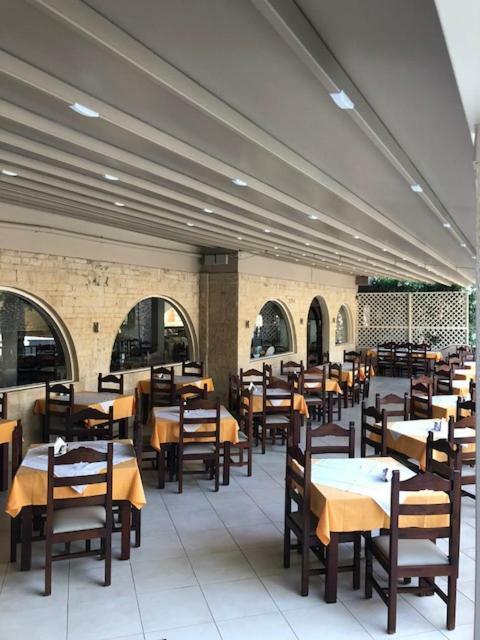 Karteros Hotel Ngoại thất bức ảnh